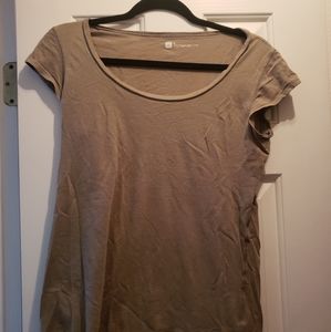 Gap t-shirt